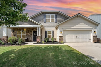 1244 Tranquil Falls Ln, Matthews, NC 28104