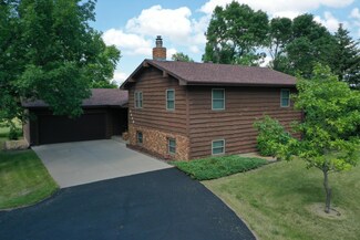 3630 Rolling Meadow Dr, Aberdeen, SD 57401
