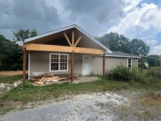 332 Old Calhoun Rd SW, Plainville, GA 30733