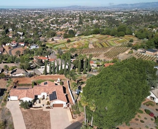 1708 Sunrise Dr, Vista, CA 92084