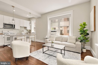 1514 17th St NW Unit 115, Washington, DC 20036