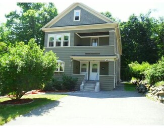 5 Colonial Rd, Worcester, MA 01602