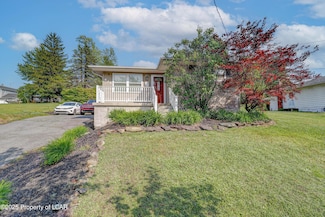 826 South St, Avoca, PA 18641
