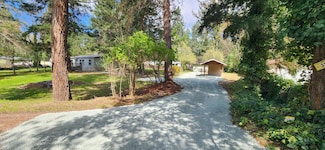 319 Gordon Way N, Grants Pass, OR 97527