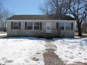 310 1st St, Atalissa, IA 52720