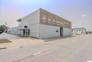 1112-1128 Broadway St, Quincy, IL 62301