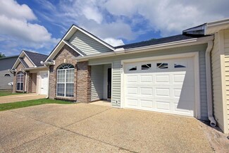 247 Huntington Pointe Dr, Thomasville, GA 31757