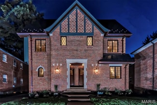 7432 Delmar Blvd, Saint Louis, MO 63130