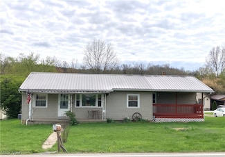 1511 Rayon Dr, Parkersburg, WV 26101