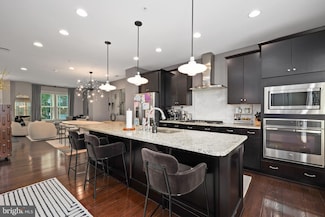 1141 S Monroe St, Arlington, VA 22204