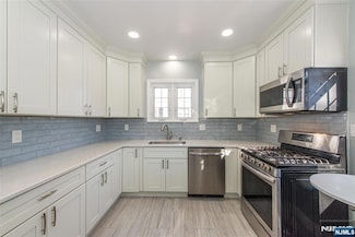 19 Walnut Pkwy Unit 1, Montclair, NJ 07042