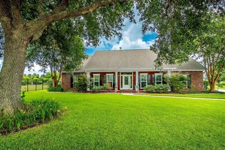 200 Nottoway Dr, Houma, LA 70360