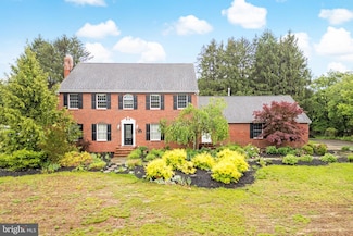 136 Chapel Heights Rd, Sewell, NJ 08080