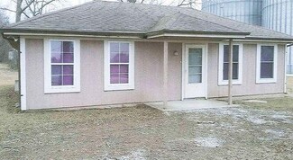 104 W Bartlett St, Dalton, MO 65246