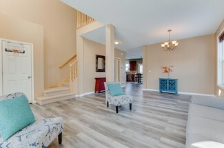 8408 Lobelia Ct, Shakopee, MN 55379