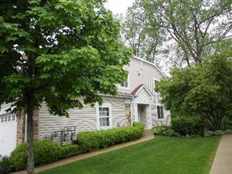4353 Waters Edge Dr Unit 54, Island Lake, IL 60042