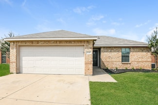 8116 Raleigh Dr, Fort Worth, TX 76123