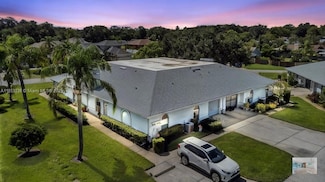 23205 Club Villas Dr, Land O Lakes, FL 34639