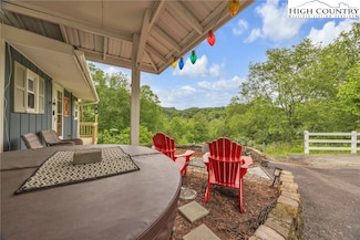 242 Ladd Parson Rd, Crumpler, NC 28617