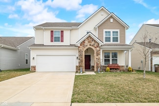 2586 Creek Bank Dr, Columbus, IN 47201
