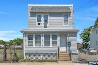 17-19 Ann St, Kearny, NJ 07032