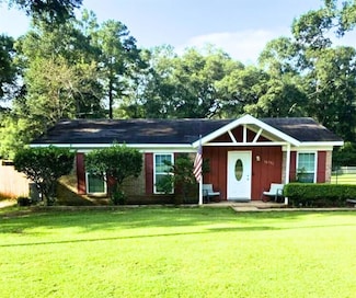 10751 Somerset Rd, Grand Bay, AL 36541