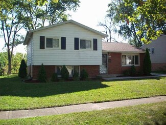 807 Union Dr, University Park, IL 60484