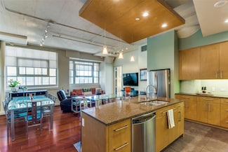 2600 W 7th St Unit 1419, Fort Worth, TX 76107