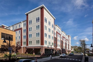 119 Searing Ave Unit S118, Mineola, NY 11501