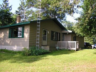 W5724 N Island Dr, Endeavor, WI 53930