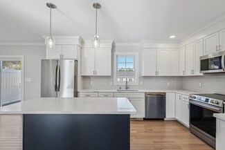 3 Hickory Hill Rd Unit A, Wakefield, MA 01880