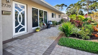 2720 NE 1st Way, Wilton Manors, FL 33334