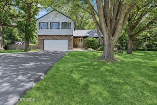 4816 Hickory Way, Johnsburg, IL 60051