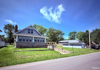 1228 N Main St, Kewanna, IN 46939