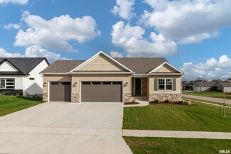 6105 Christie Ct, Davenport, IA 52807