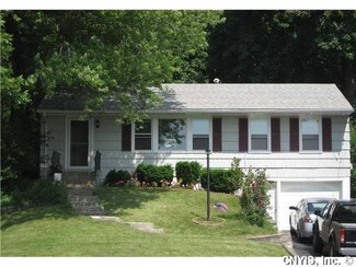 2119 S Geddes St, Syracuse, NY 13207