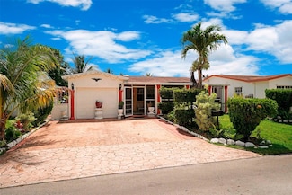 4190 NW 52nd Ave, Lauderdale Lakes, FL 33319