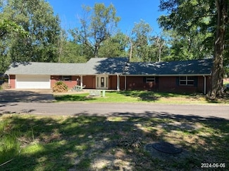 245 Broadmoor Dr, Trinity, TX 75862