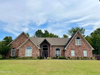 8286 Montrose Dr, Olive Branch, MS 38654