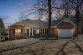 879 Sea Gull Dr, Vass, NC 28394