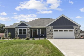 195 Wilshire Dr, Hebron, OH 43025