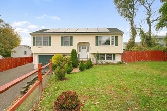 1070 William s Canning Blvd, Fall River, MA 02721