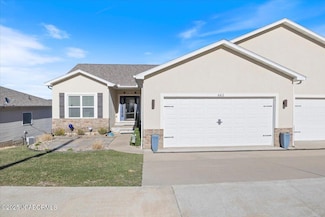 665 Wilbus Dr, Sunrise Beach, MO 65079