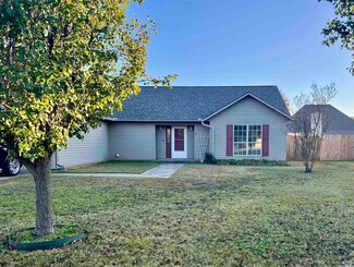 2600 Alexander Cir, Paragould, AR 72450