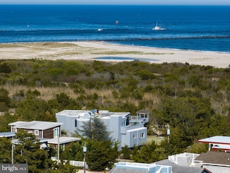 22 E 7th St, Barnegat Light, NJ 08006