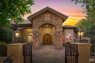 15128 Championship Way, Bakersfield, CA 93314