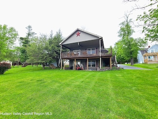 413 Sackett Lake Rd, Monticello, NY 12701