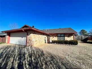 2128 N 11th St, McAlester, OK 74501