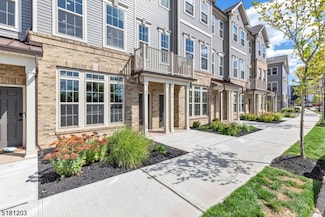 1014 Station Rd Unit 33, Branchburg, NJ 08876