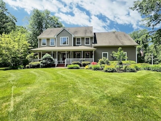 16 Trevor Ln, East Granby, CT 06026